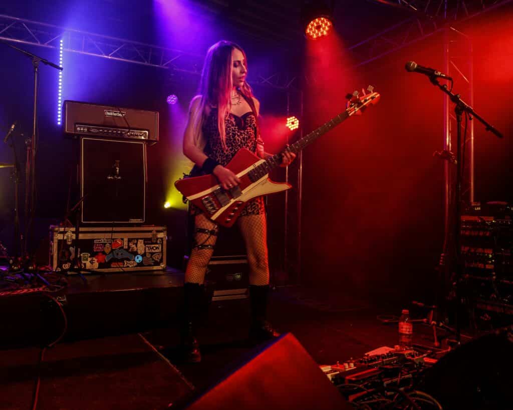 Pussy Miel (Enchanteurs - 2026)