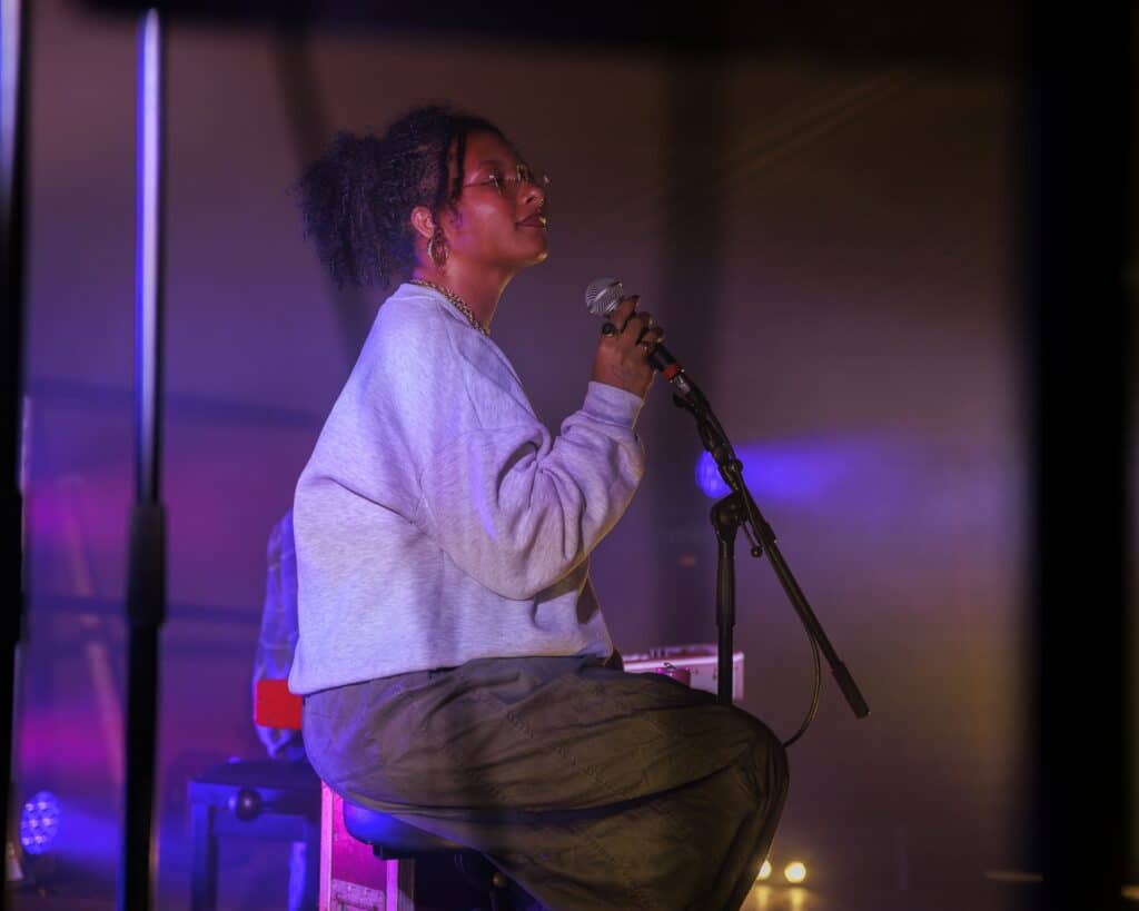 Tia Gordon (Bivouac - 2026)