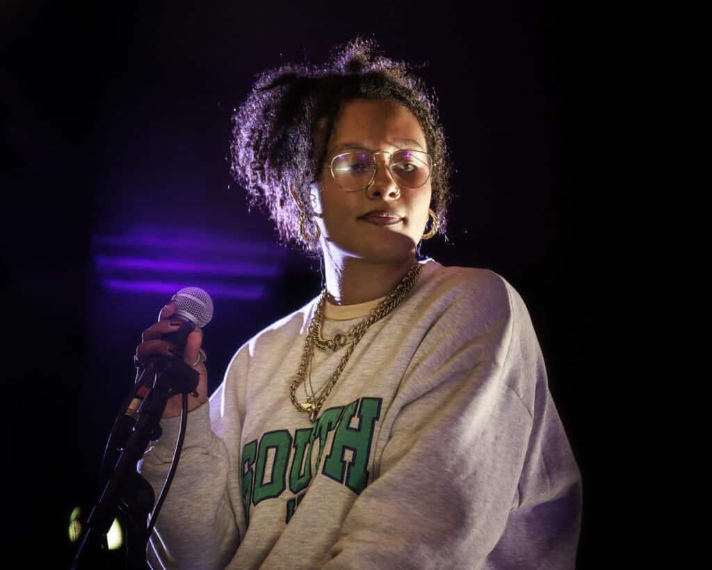 Tia Gordon (Bivouac - 2026)